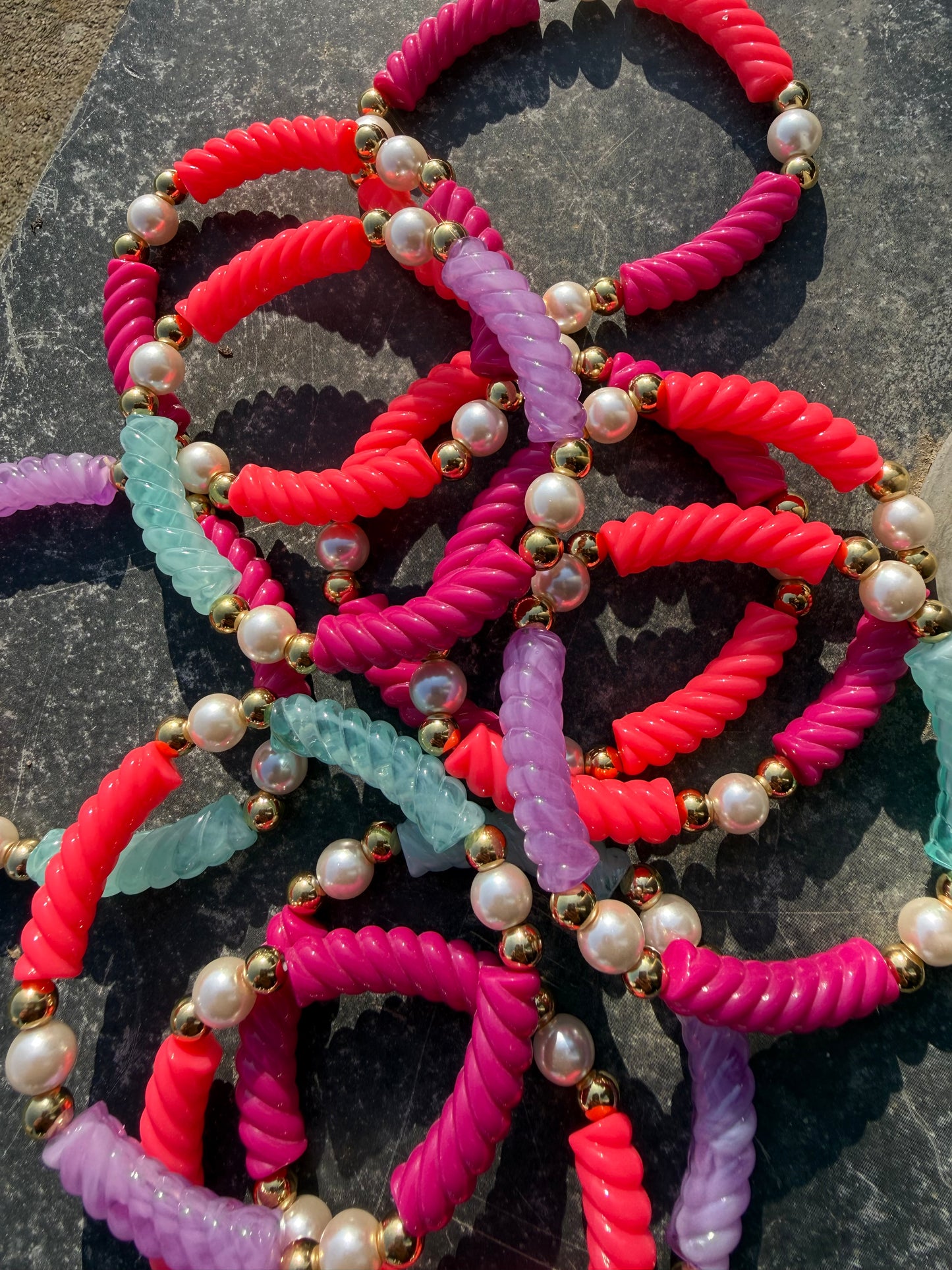 AVL summer armband