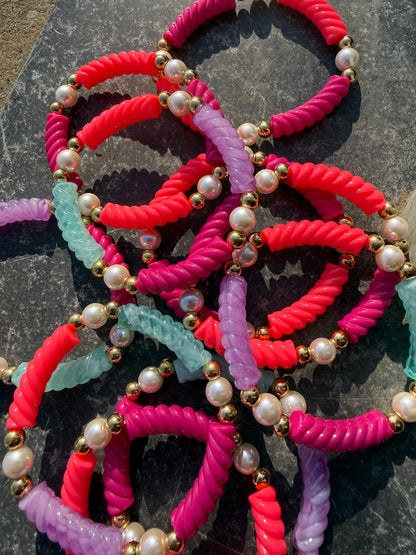 AVL summer armband